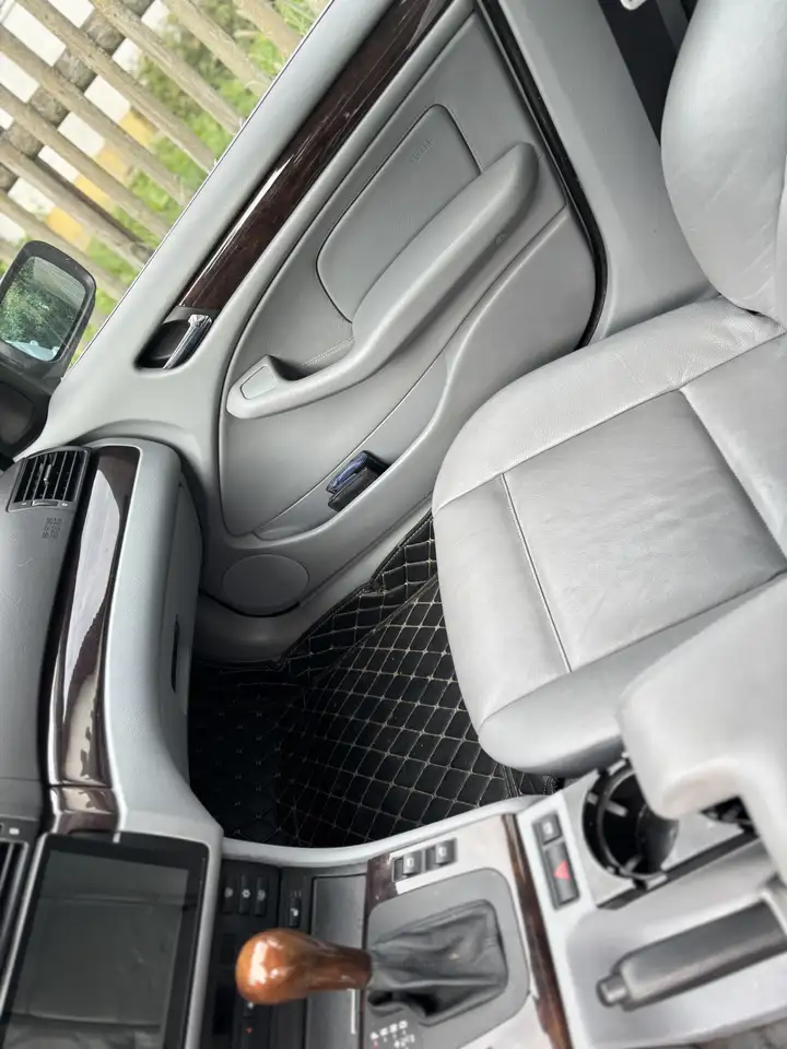 BMW 325i, foto 9