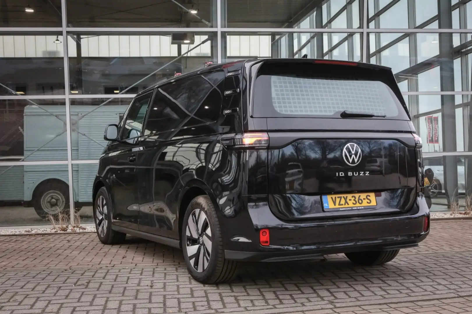 Volkswagen ID. Buzz Cargo 77 kWh Negru - 2
