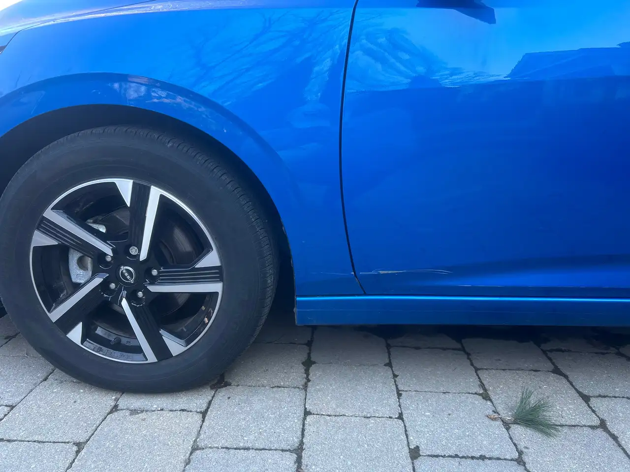 Nissan Sentra снимка Nissan Sentra