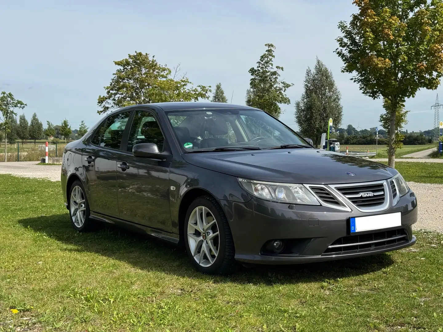 Saab 9-3 2.0t Vector SportLimousine Grau - 1