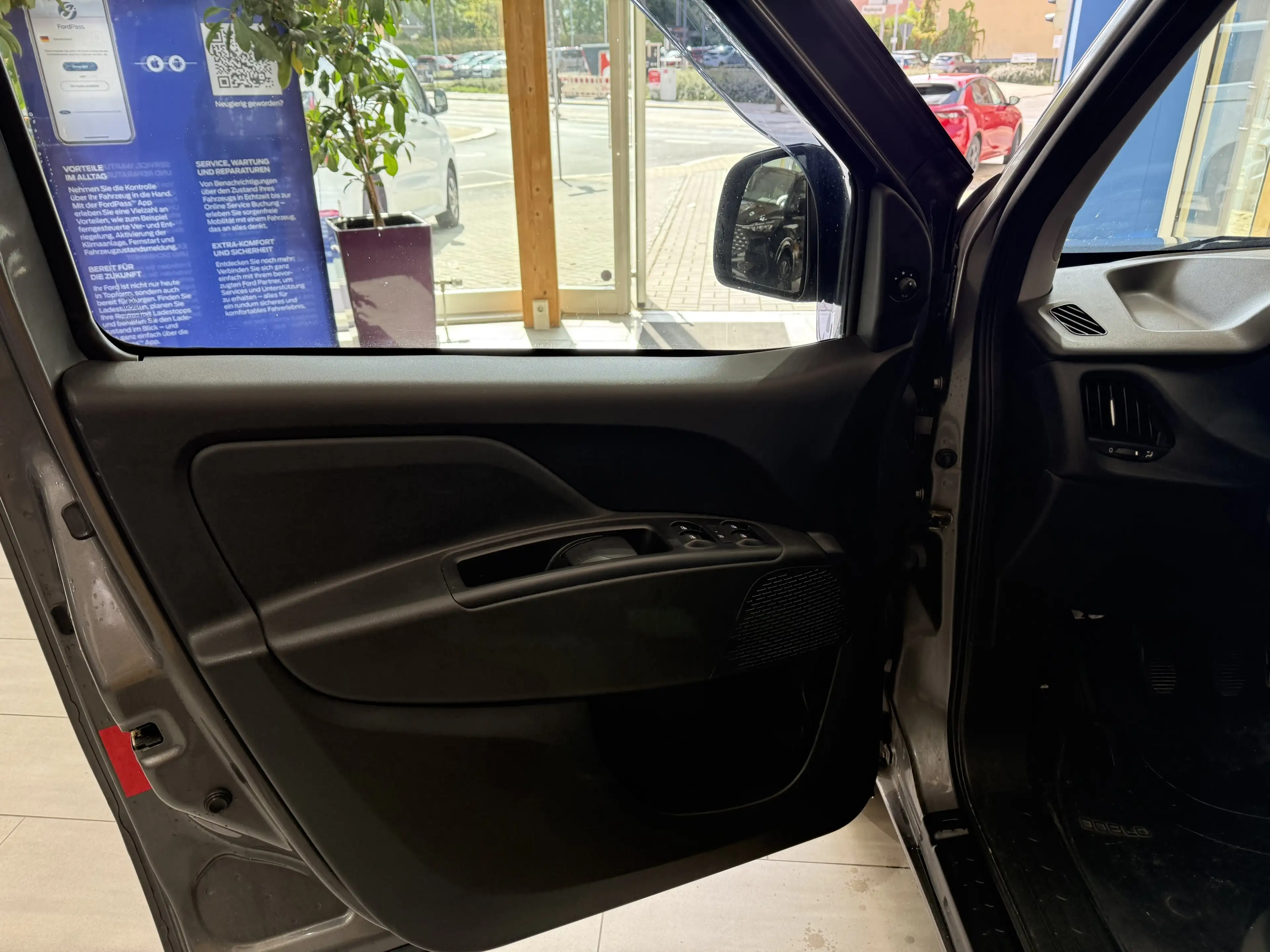 Fiat Doblo RFK / Tempomat / Klimaautomatik — photo 11