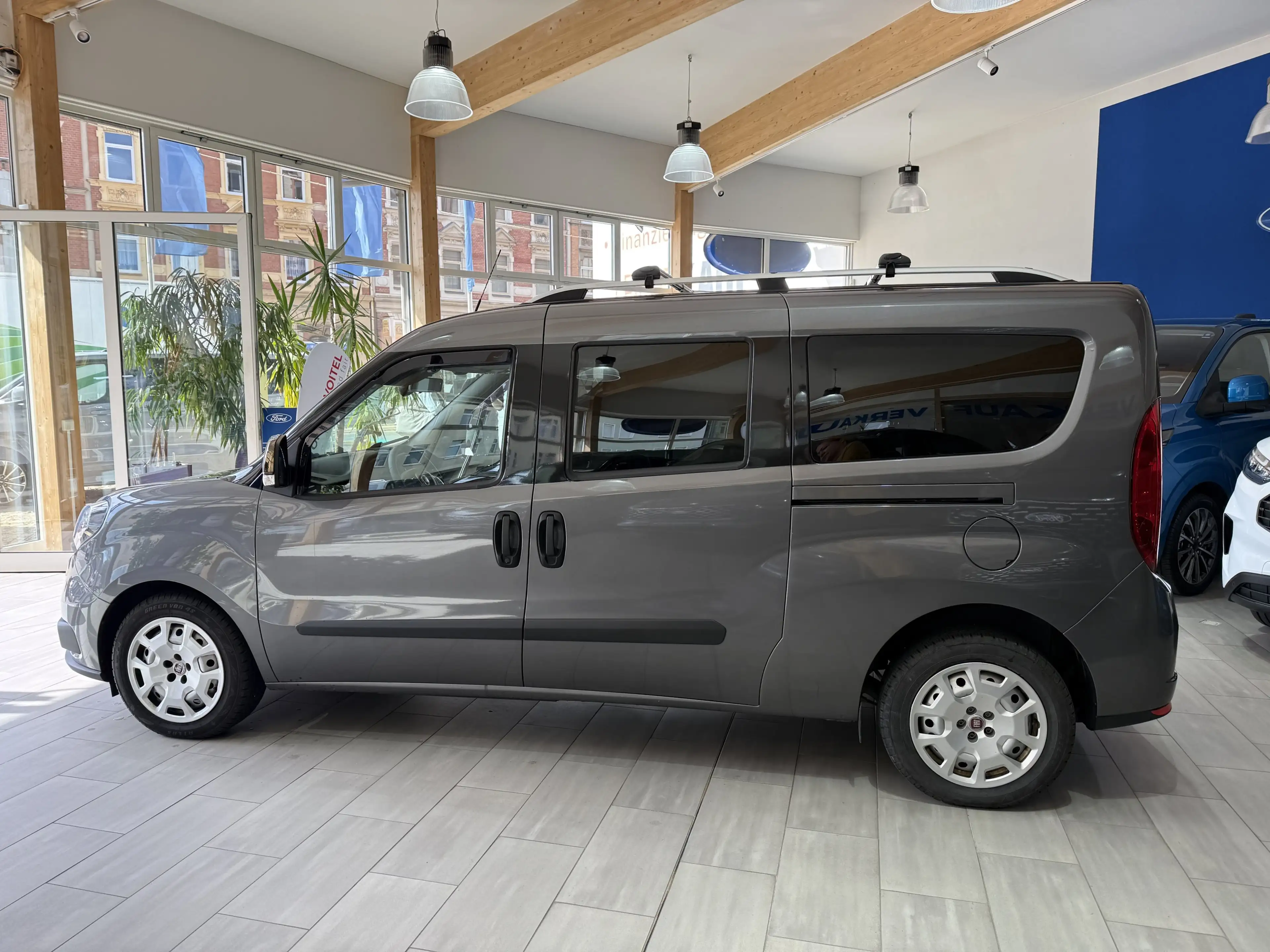 Fiat Doblo RFK / Tempomat / Klimaautomatik — photo 8