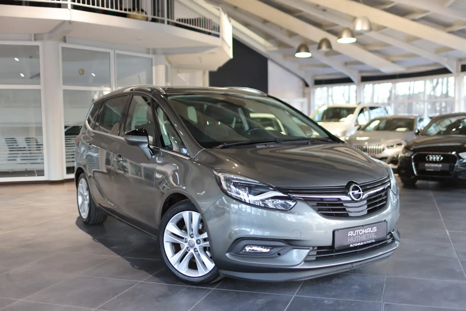 Opel Zafira 2,0 CDTi INNOVATION 7-SITZER   LEDER Grau - 1