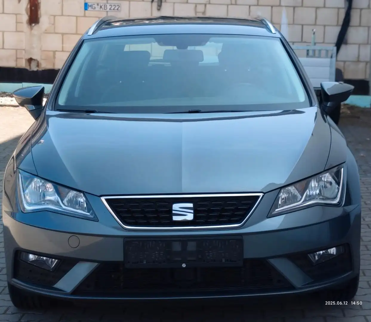 SEAT Leon ST Style TEMP-PDC-CPLAY-EUR6-NAVI-2HD-SHEFT Gris - 2