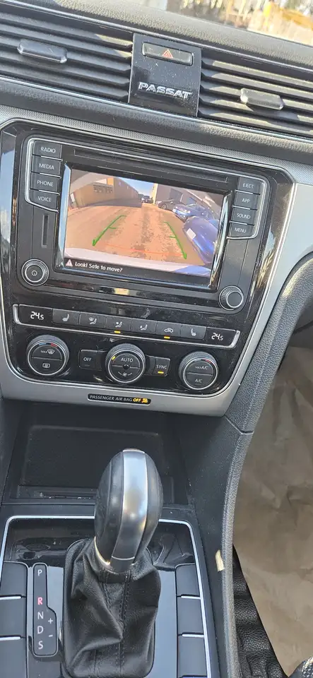 Volkswagen Passat снимка Volkswagen Passat