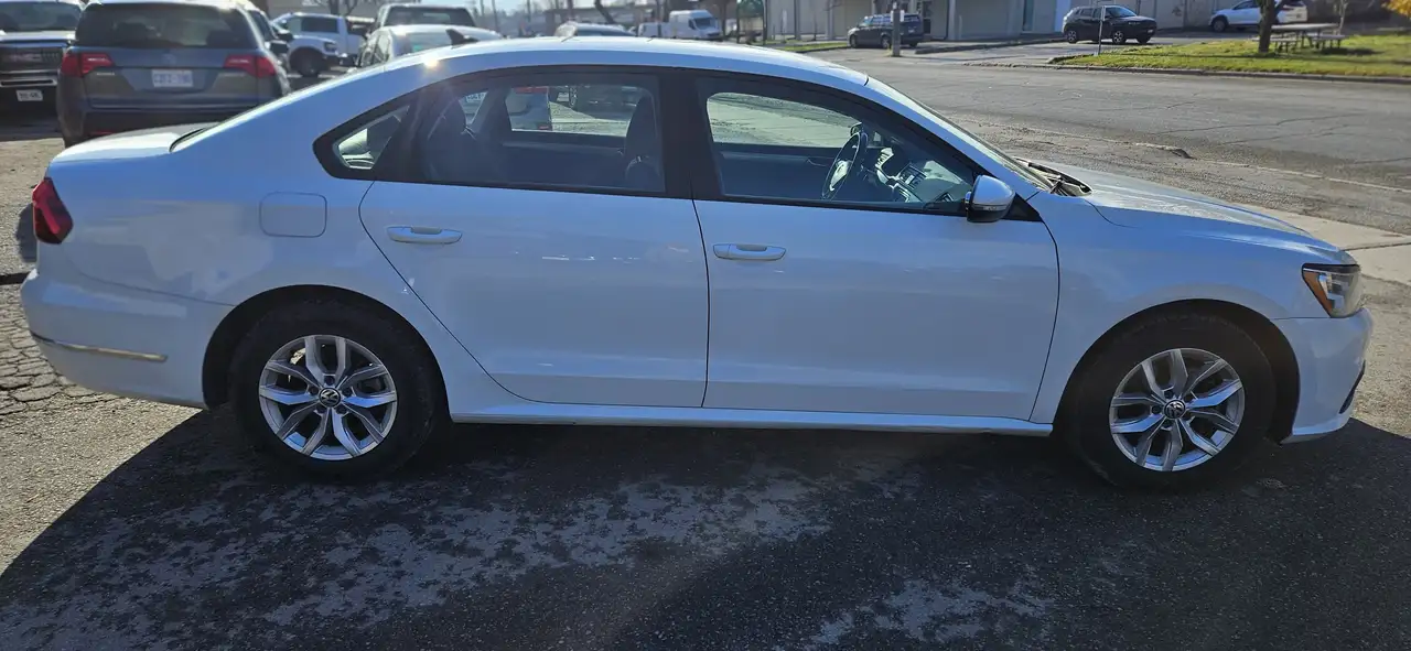 Volkswagen Passat снимка Volkswagen Passat