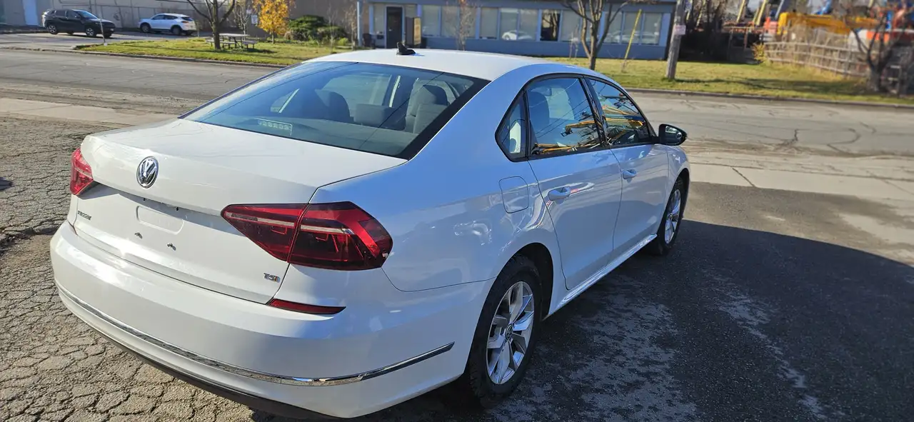 Volkswagen Passat снимка Volkswagen Passat