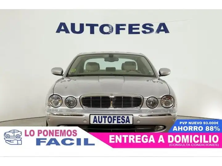 Jaguar XJ 2003, foto 2