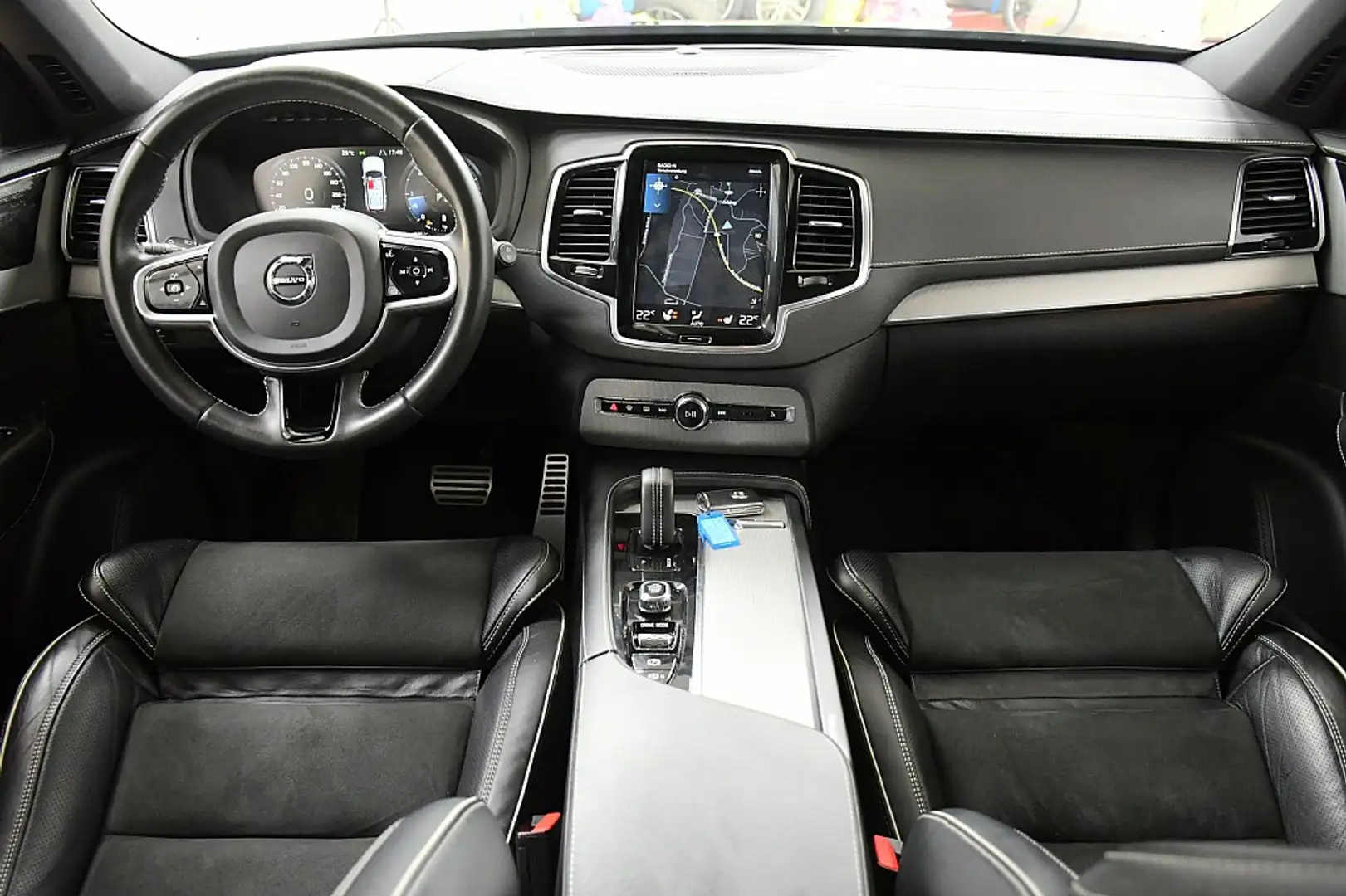 Volvo XC90 T5 AWD R-Design 7 Sitzer Siyah - 2