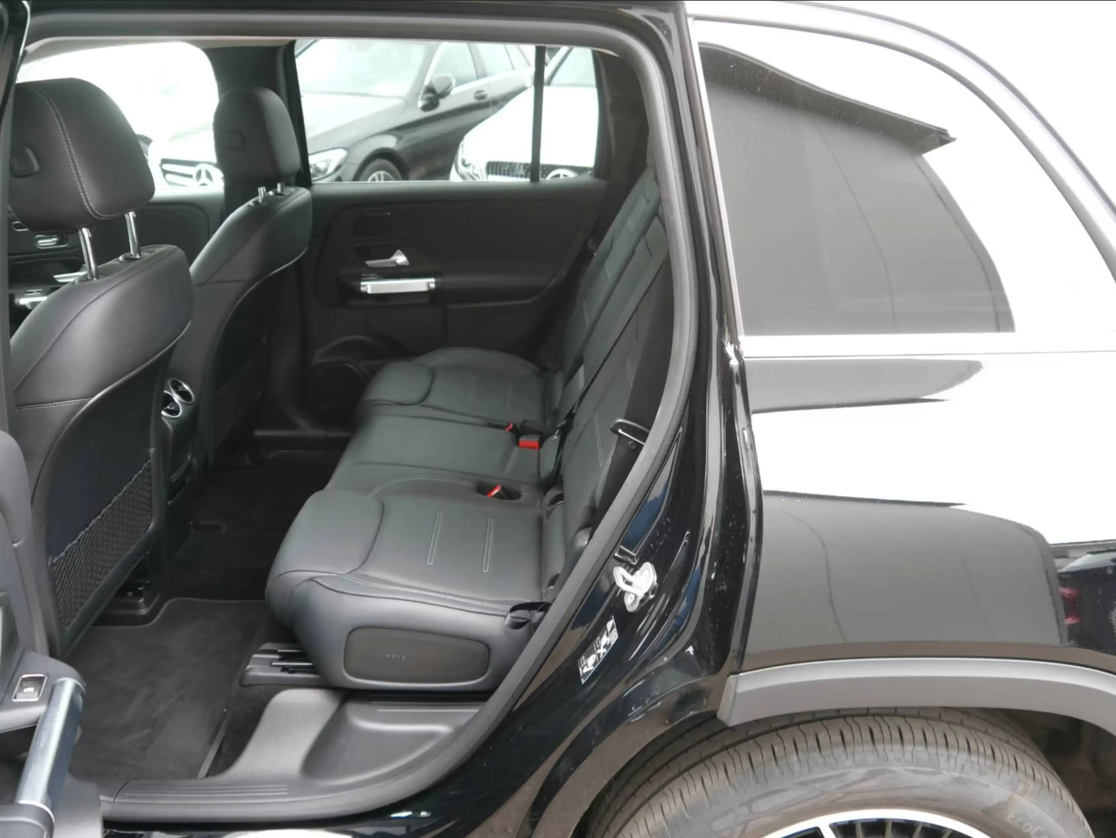 Mercedes-Benz EQB 350 EQB 350 4Matic (243.612) — photo 4