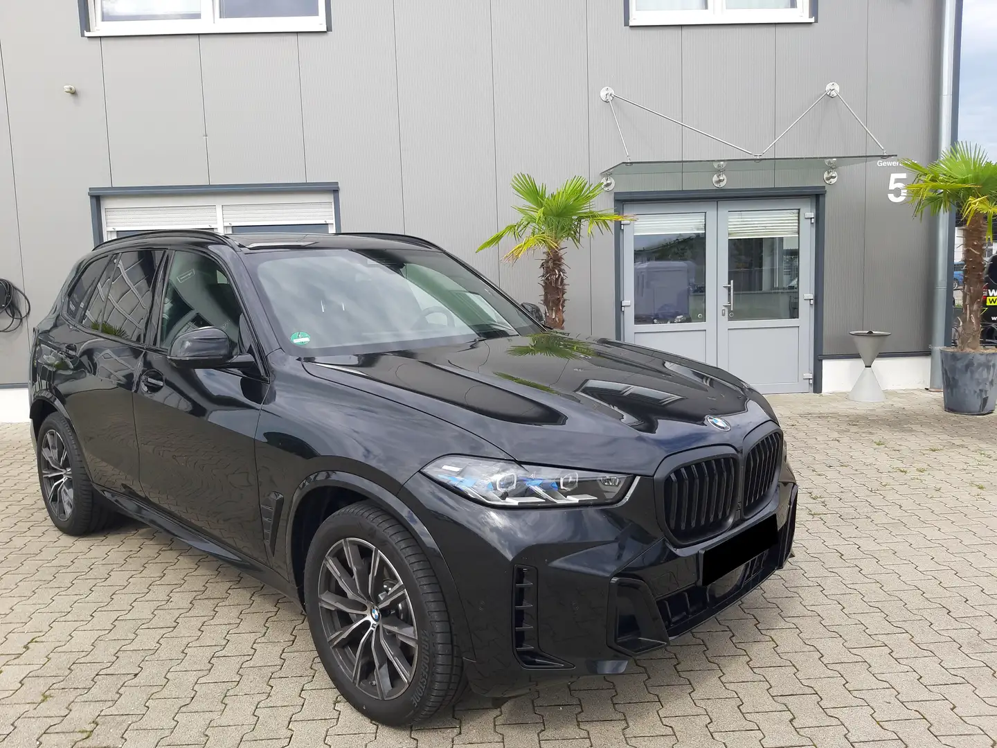BMW X5 xDrive30d *Facelift *Luft. *Standh. *AHK *Pano. Schwarz - 1