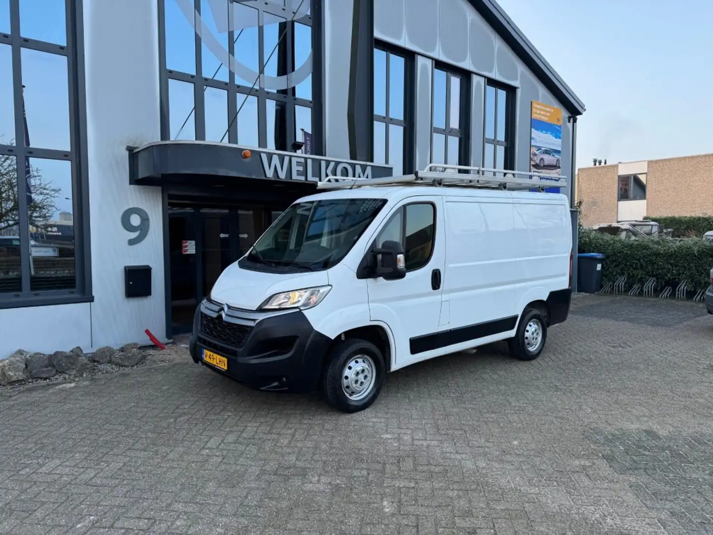 Citroen Jumper 2.2 BlueHDi 120PK Navi, Cruisecntrl, Airco, Imperi Wit - 1