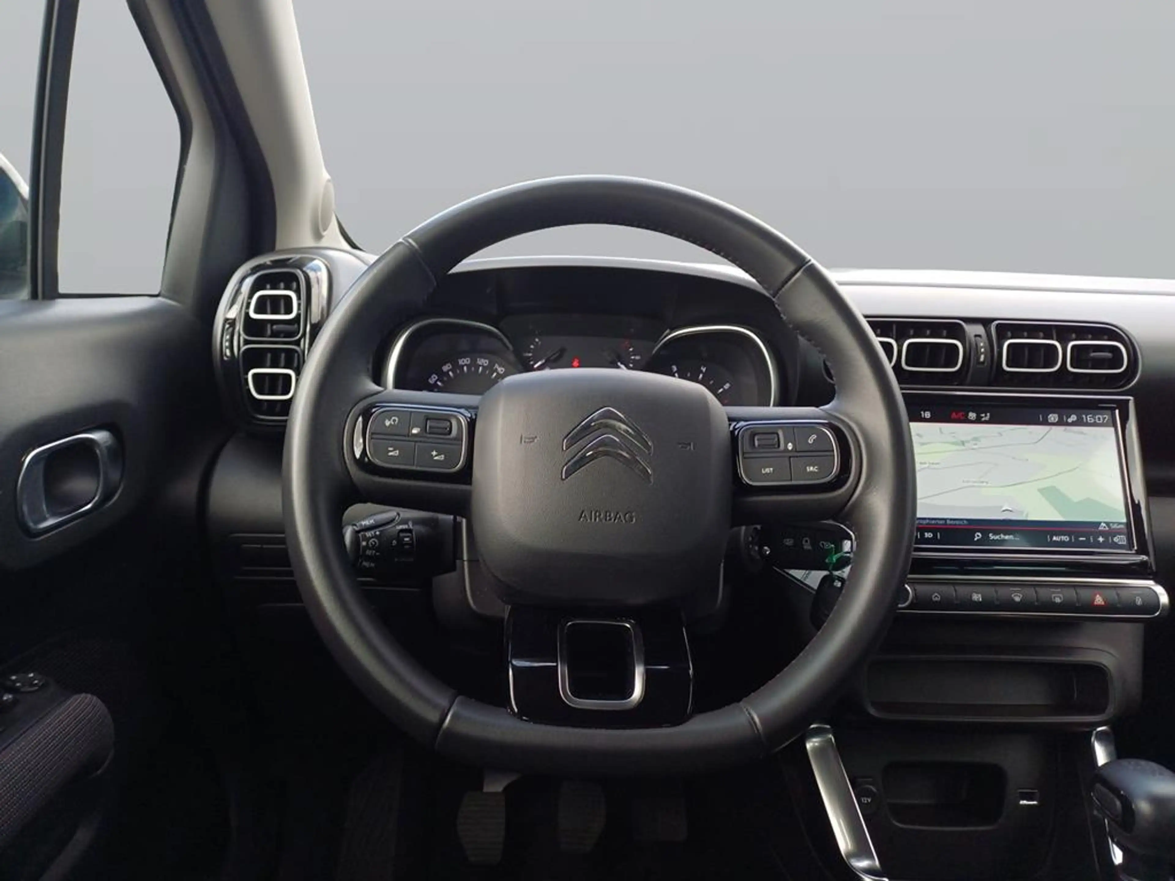 Citroen C3 Aircross PureTech 110 S&S Shine — photo 12