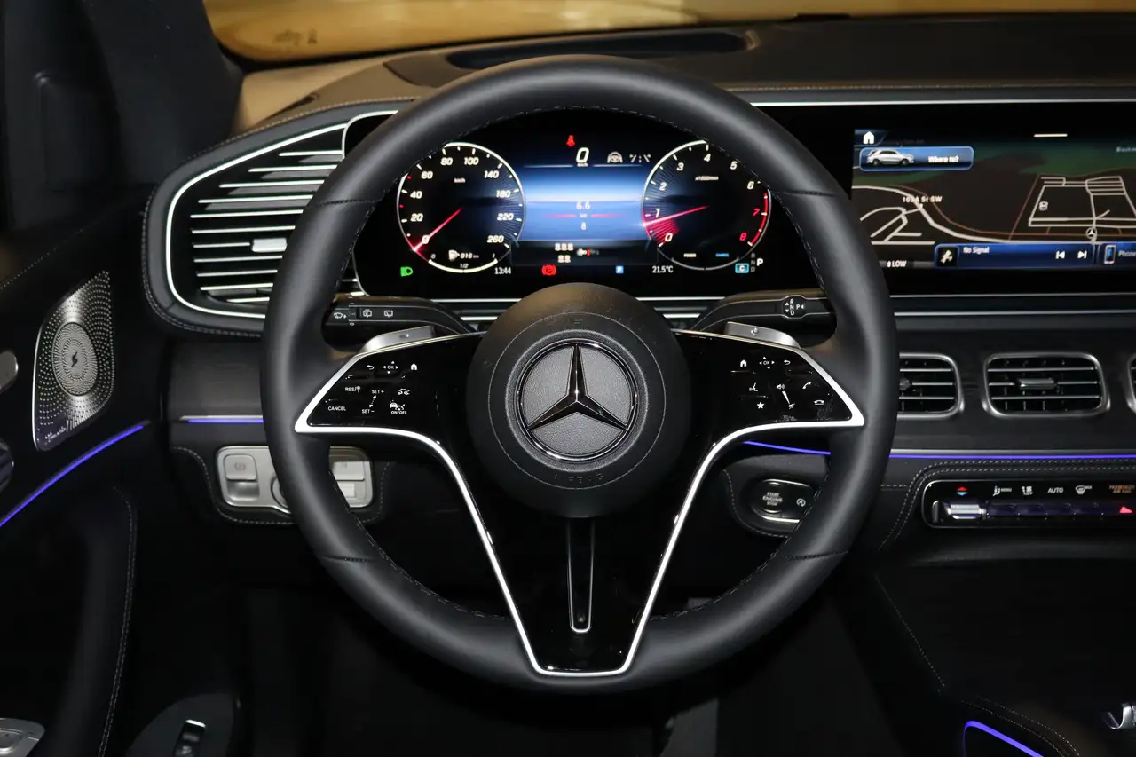 Mercedes-Benz GLE снимка Mercedes-Benz GLE