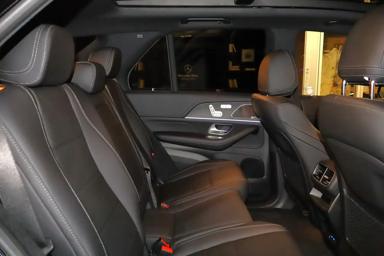 Mercedes-Benz GLE снимка Mercedes-Benz GLE