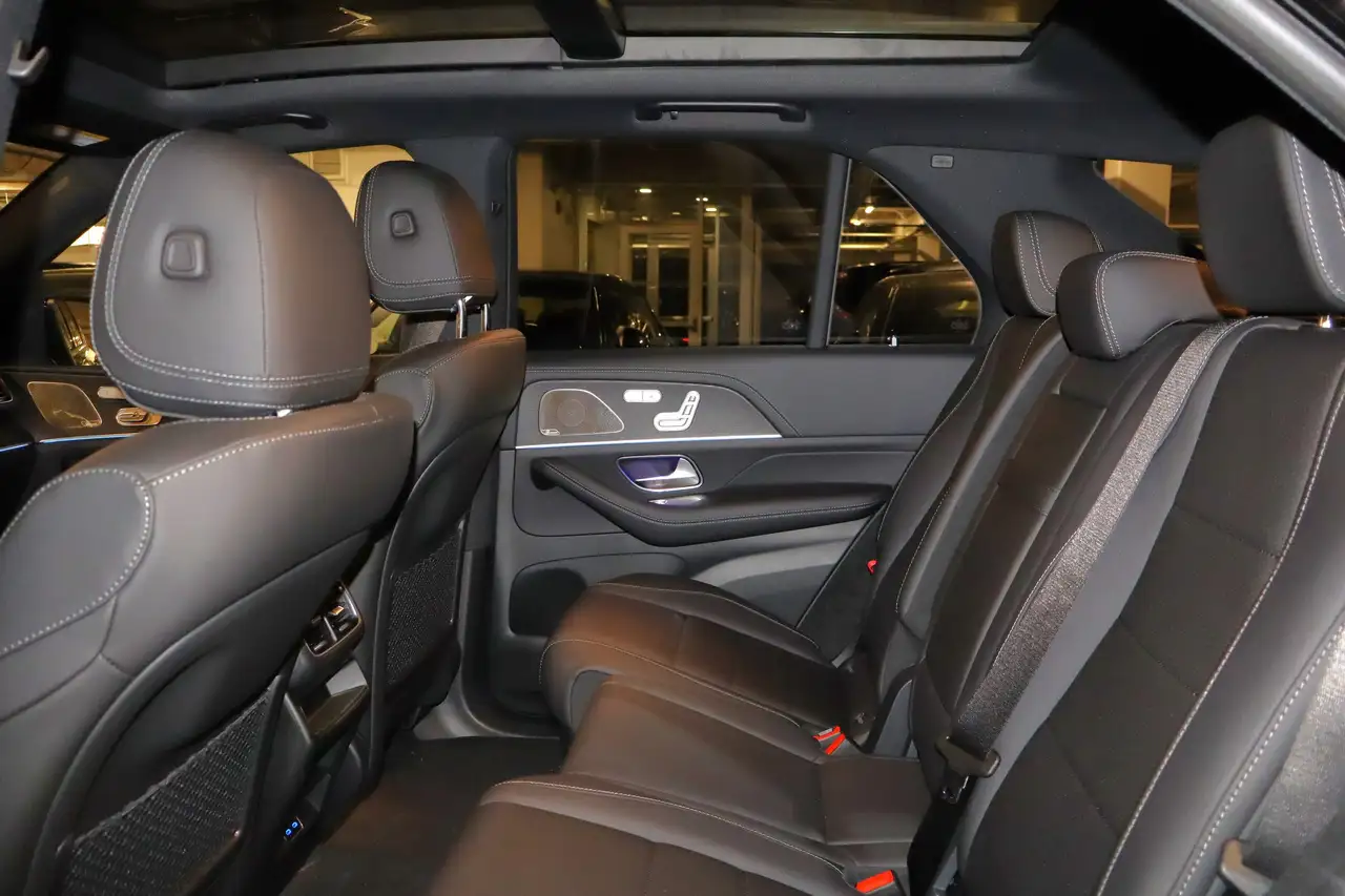 Mercedes-Benz GLE снимка Mercedes-Benz GLE