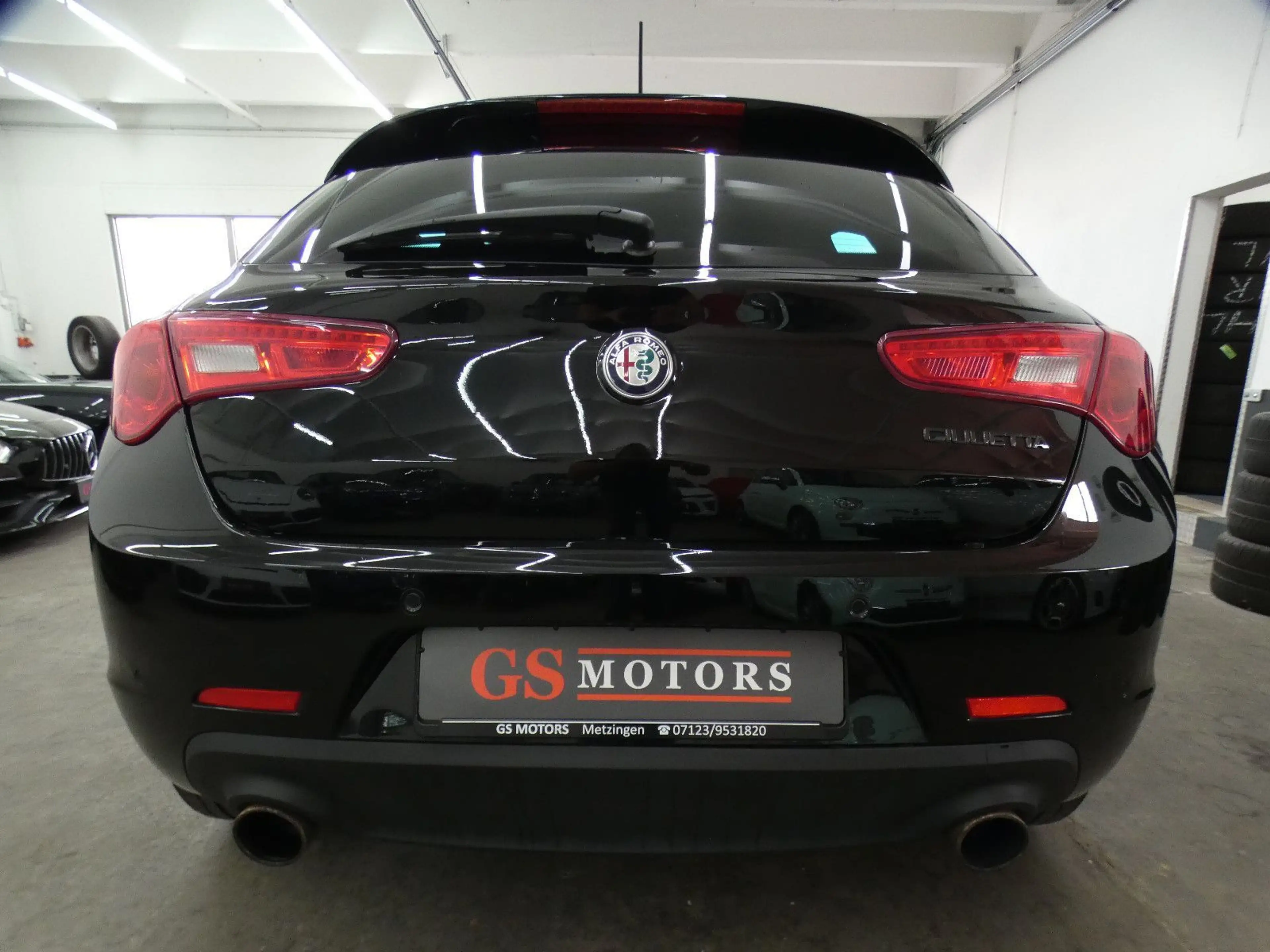 Alfa Romeo Giulietta SUPER*PDC*NAVI*UConnect*BI-XENON*LEDER — photo 4