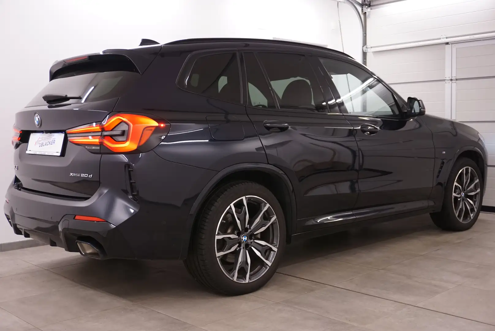 BMW X3 xDrive20d M Sport //AHK// Sitze elektr. Memory // Schwarz - 2