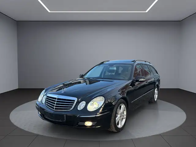Mercedes-Benz E 220 E 220 T CDI Avantgarde