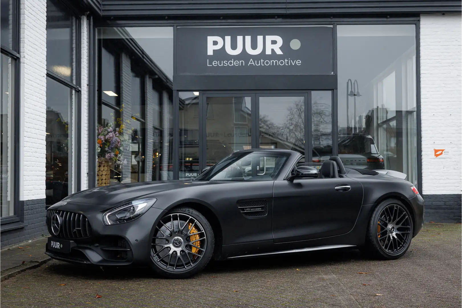 Mercedes-Benz AMG GT C 4.0 Roadster Edition 50 [Magno Mat Metallic] Ker Grau - 1