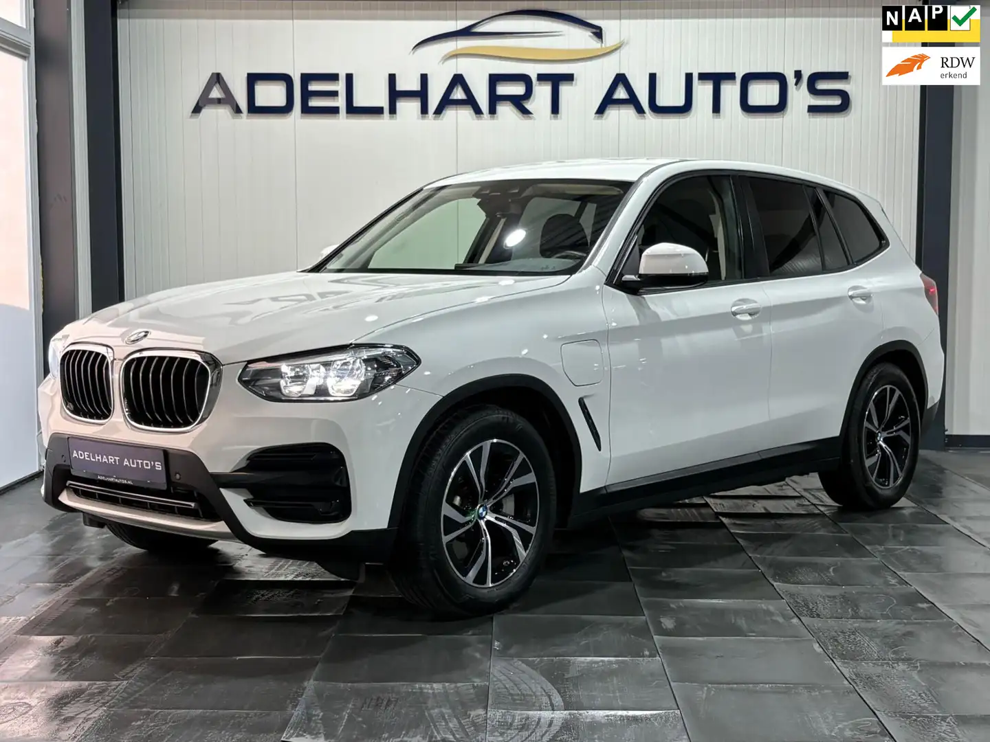 BMW X3 XDrive30e Executive Automaat / Navigatie full map Weiß - 1