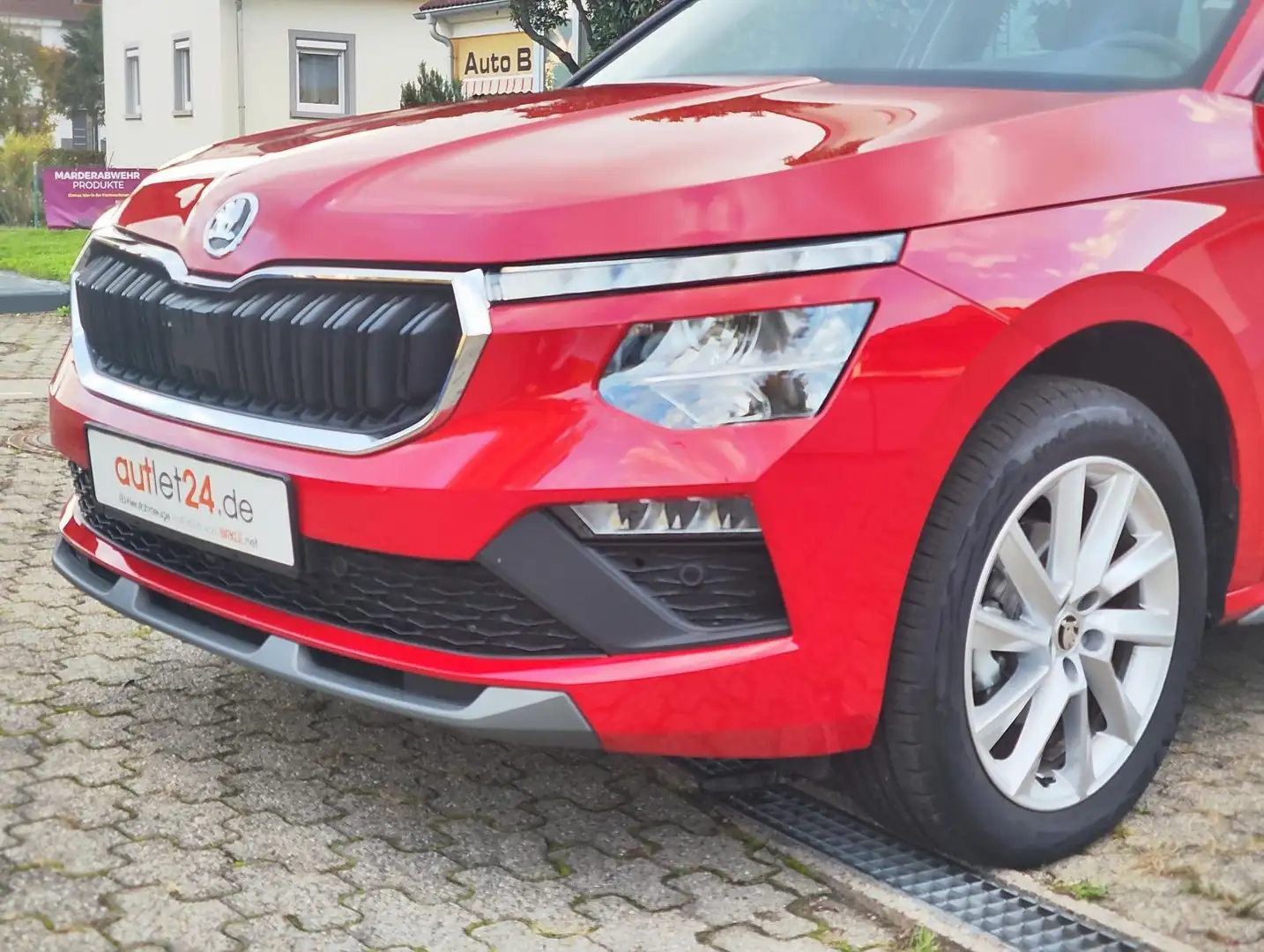 Skoda Kamiq Kamiq 150PS DSG Sitz-Lenk-Scheibenheizung Garantie Rot - 2