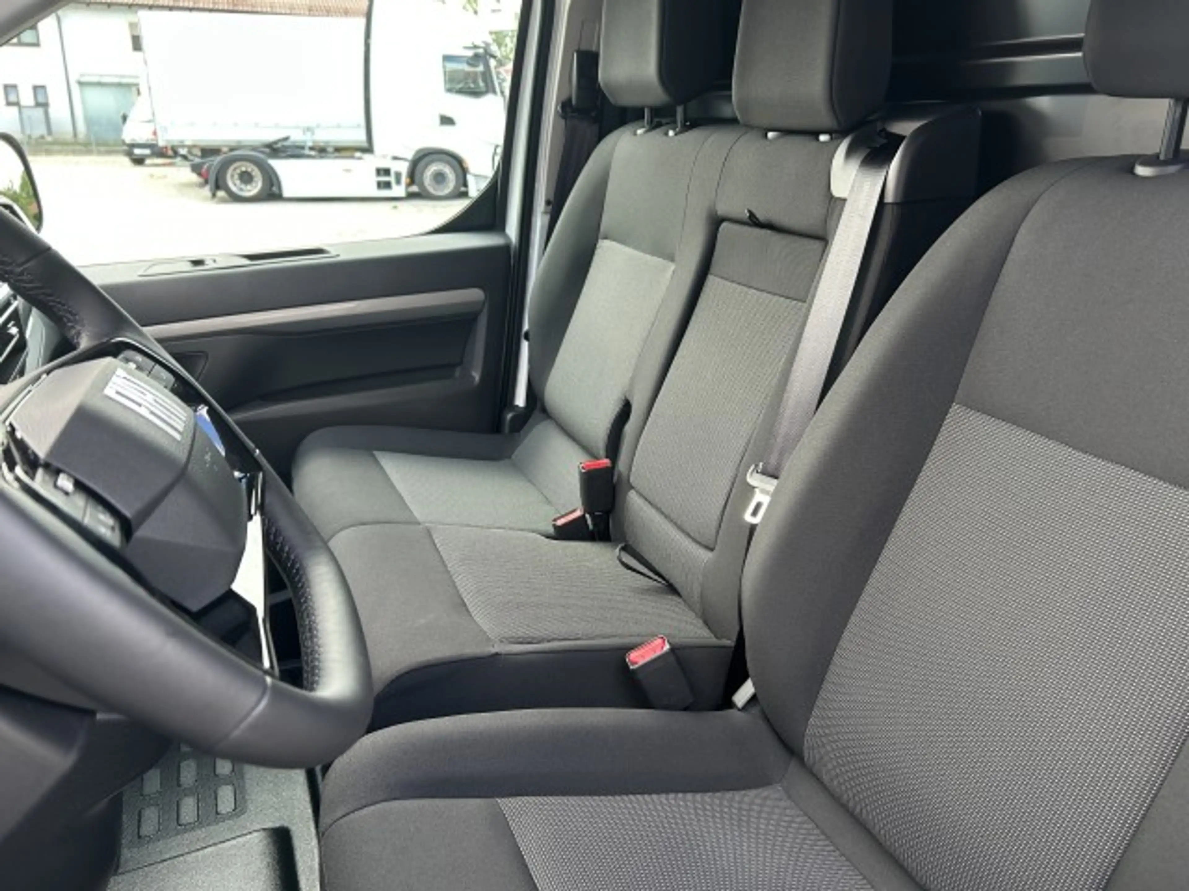 Fiat Scudo KASTENWAGEN XL 180AT — photo 19