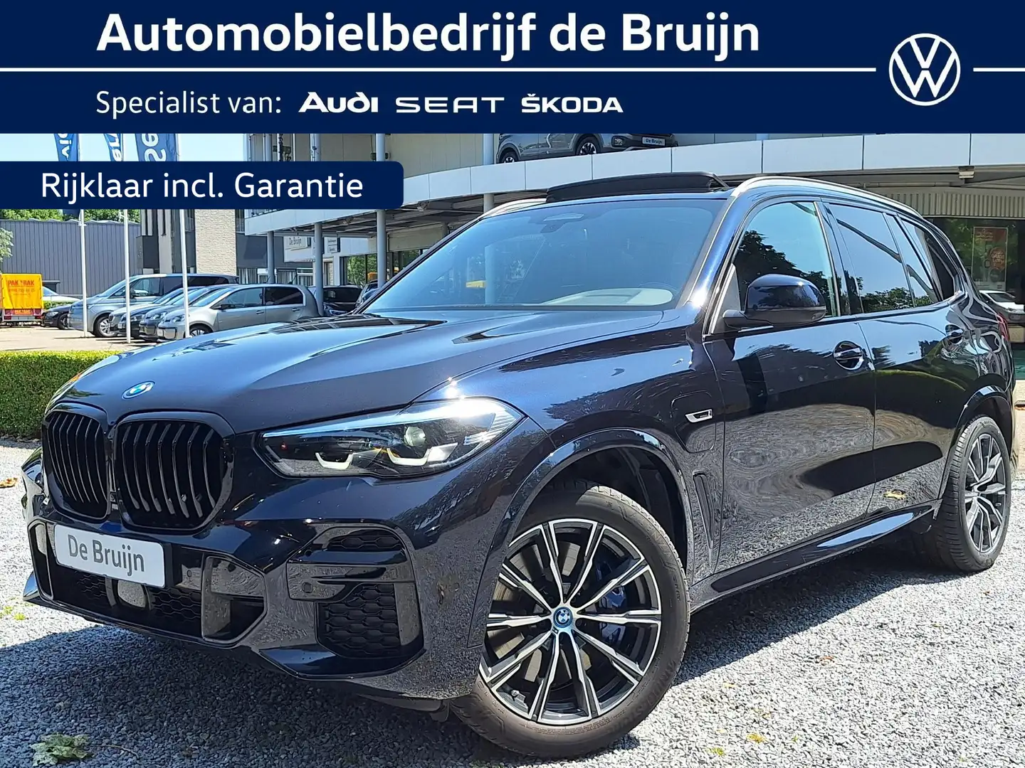 BMW X5 xDrive45e M-Sport (Pano,Trekhaak,Leer,Luchtvering) Zwart - 1