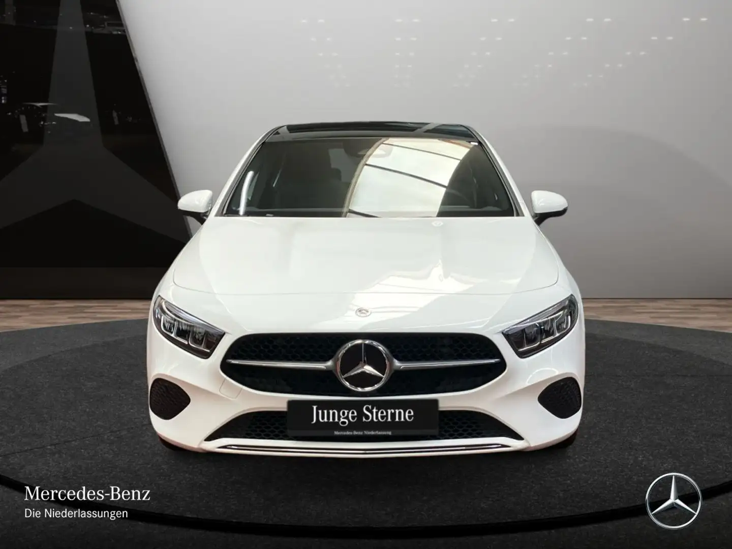 Mercedes-Benz A 200 PROGRESSIVE+PANO+LED+KAMERA+KEYLESS+7G Weiß - 2
