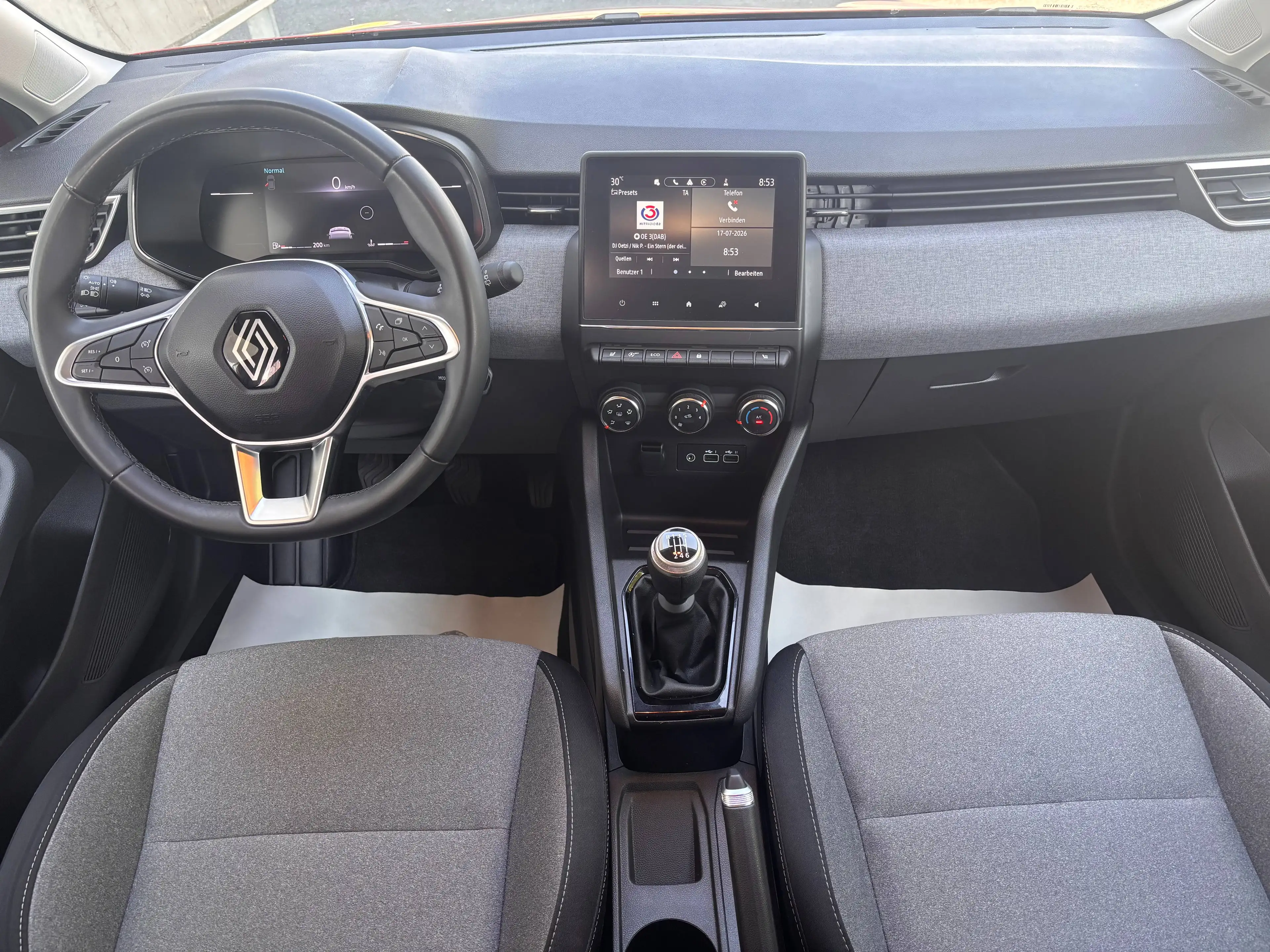 Renault Clio Facelift TCe 90|LED-Scheinwerfer|SH|8-Fach Bereift — photo 9