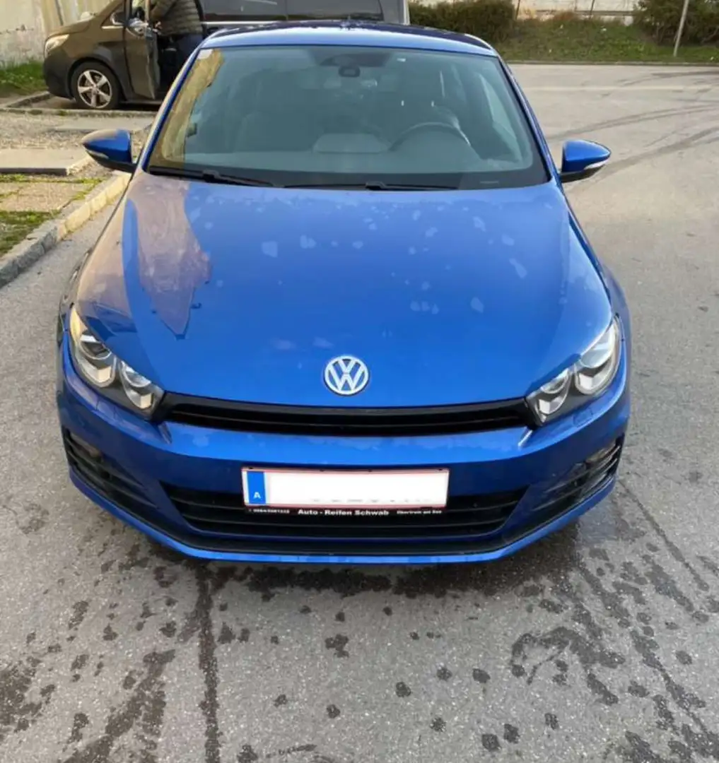 Volkswagen Scirocco 2,0 TSI Sport BMT DSG Blau - 2