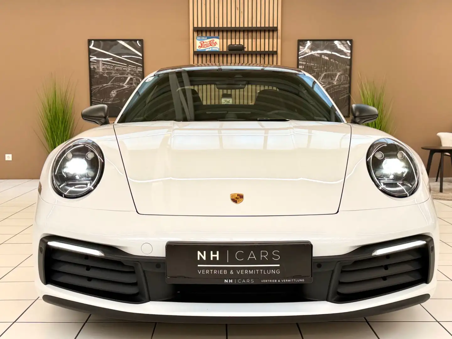 Porsche 992 911/Approved/Chrono/Bose/Schiebedach Weiß - 2