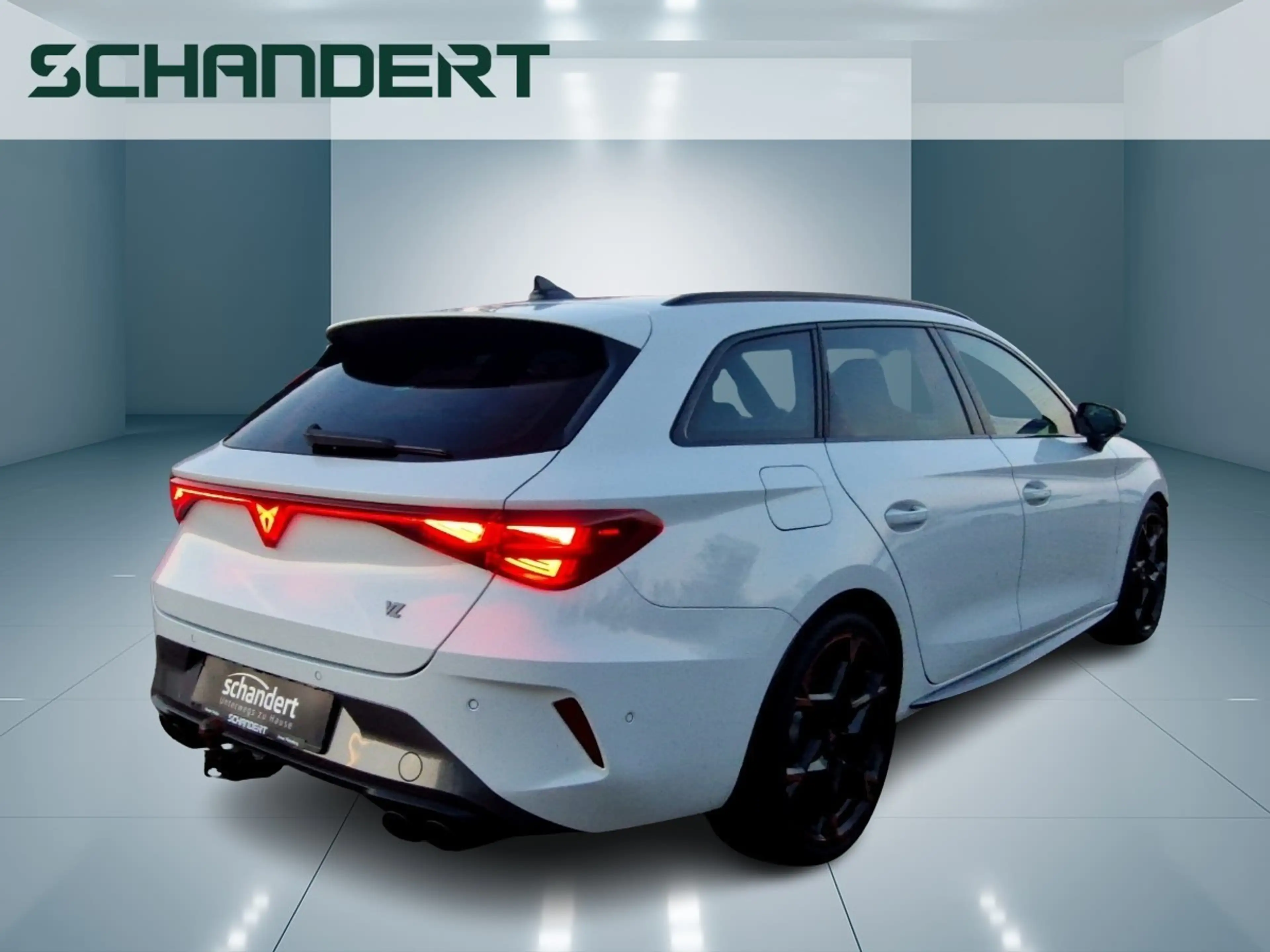CUPRA Leon Sportstourer 2.0 TSI DSG 4x4 LED AHK Navi Klimaa — photo 4
