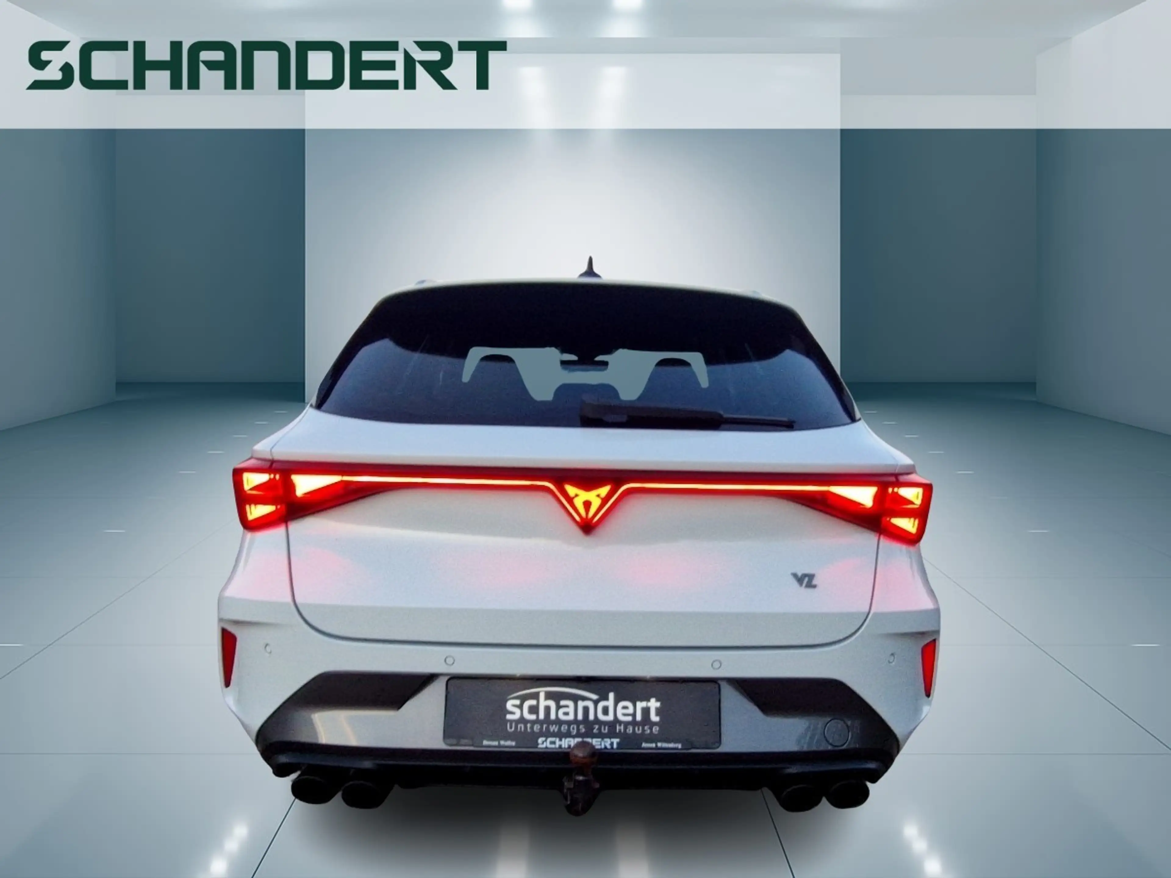 CUPRA Leon Sportstourer 2.0 TSI DSG 4x4 LED AHK Navi Klimaa — photo 3
