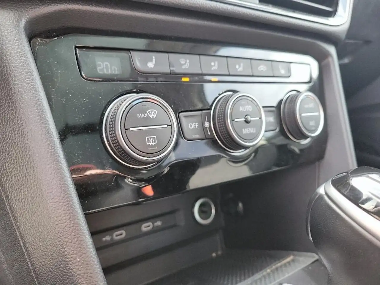 Volkswagen Taos снимка Volkswagen Taos