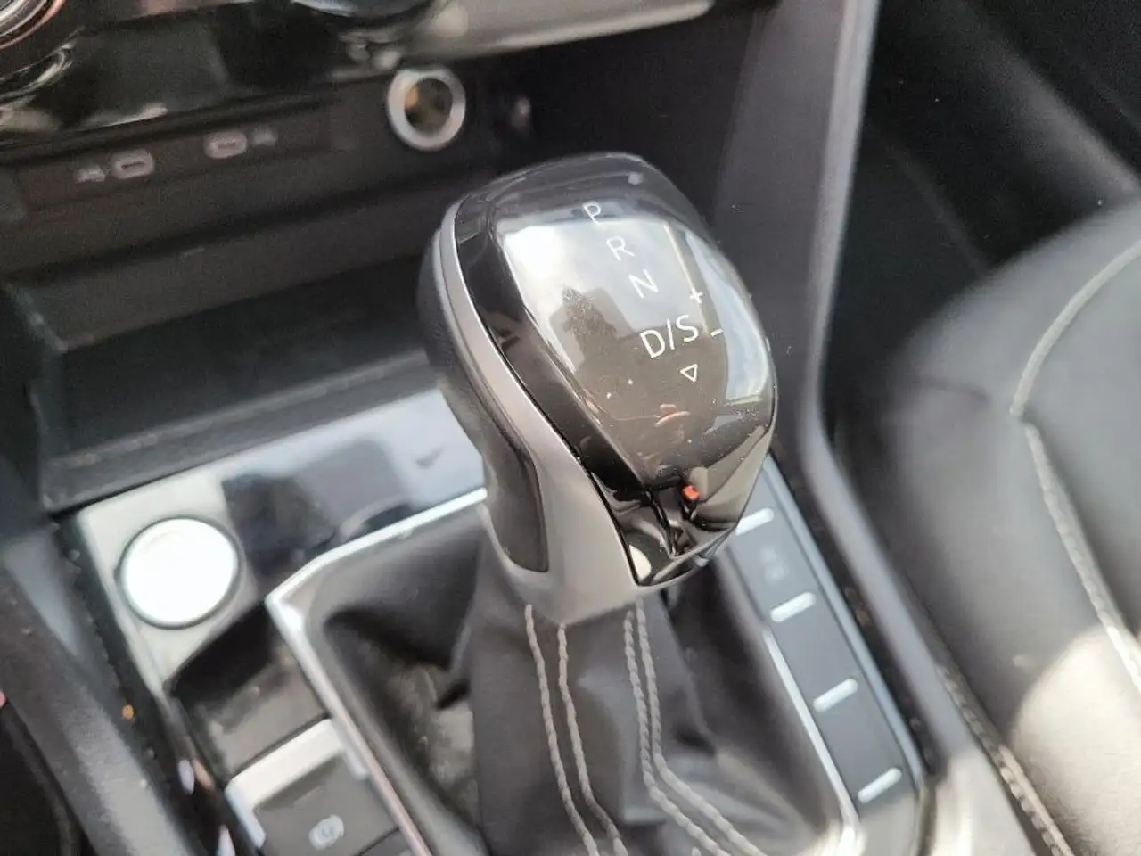 Volkswagen Taos снимка Volkswagen Taos