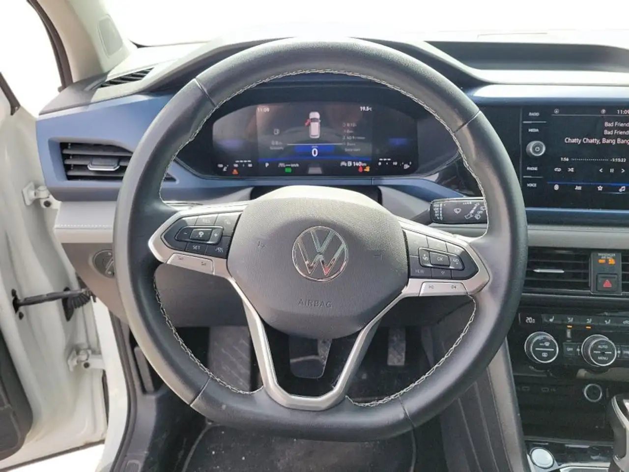 Volkswagen Taos снимка Volkswagen Taos