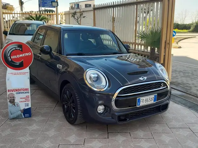 MINI Cooper SD Mini IV F55-F56 2014 2.0 Hype 5p auto
