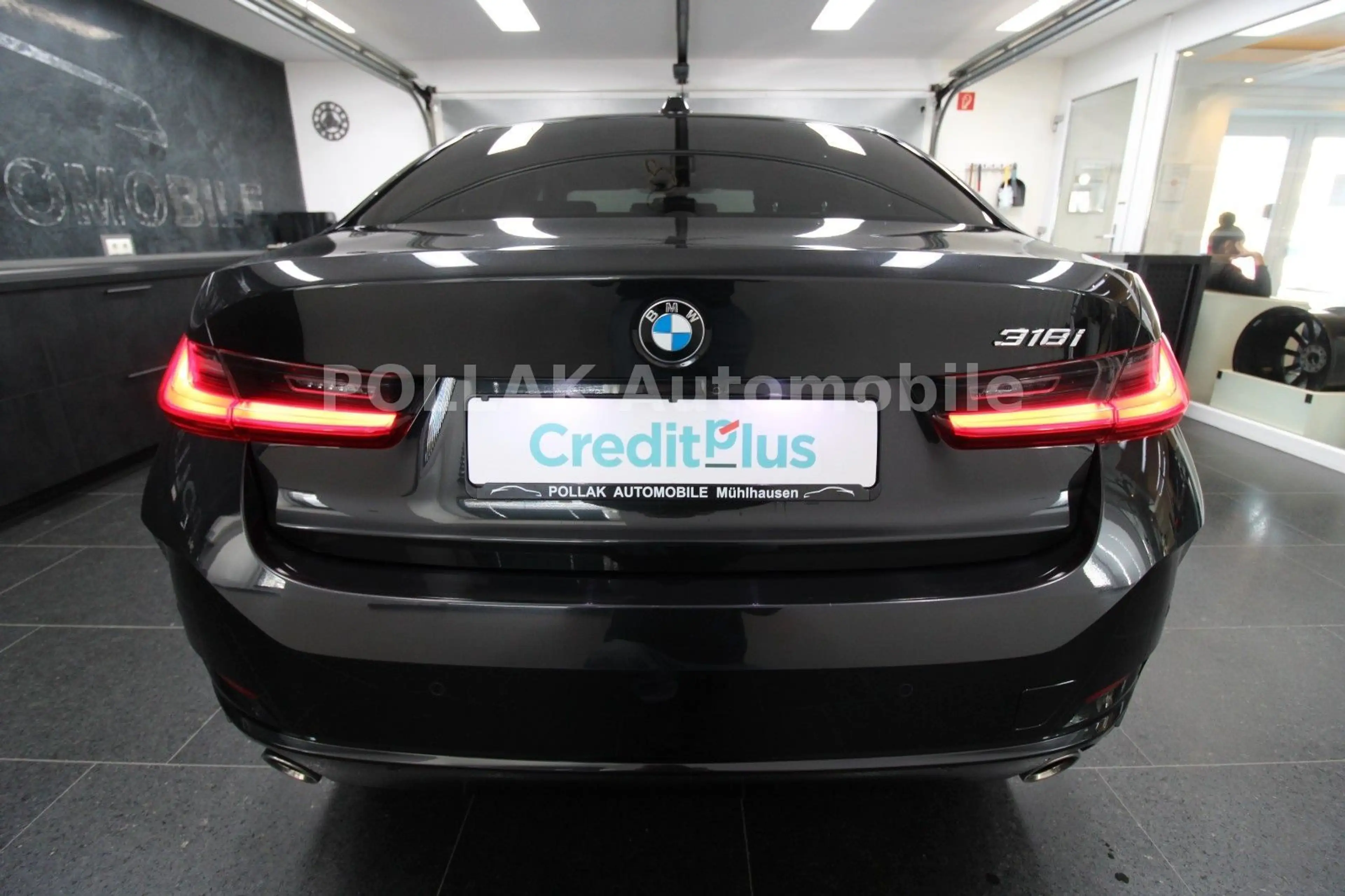 BMW 318 i Lim.*LED*HEADUP*VC*CAM*CARPLAY*SHZ*MFL*GRA* — photo 14