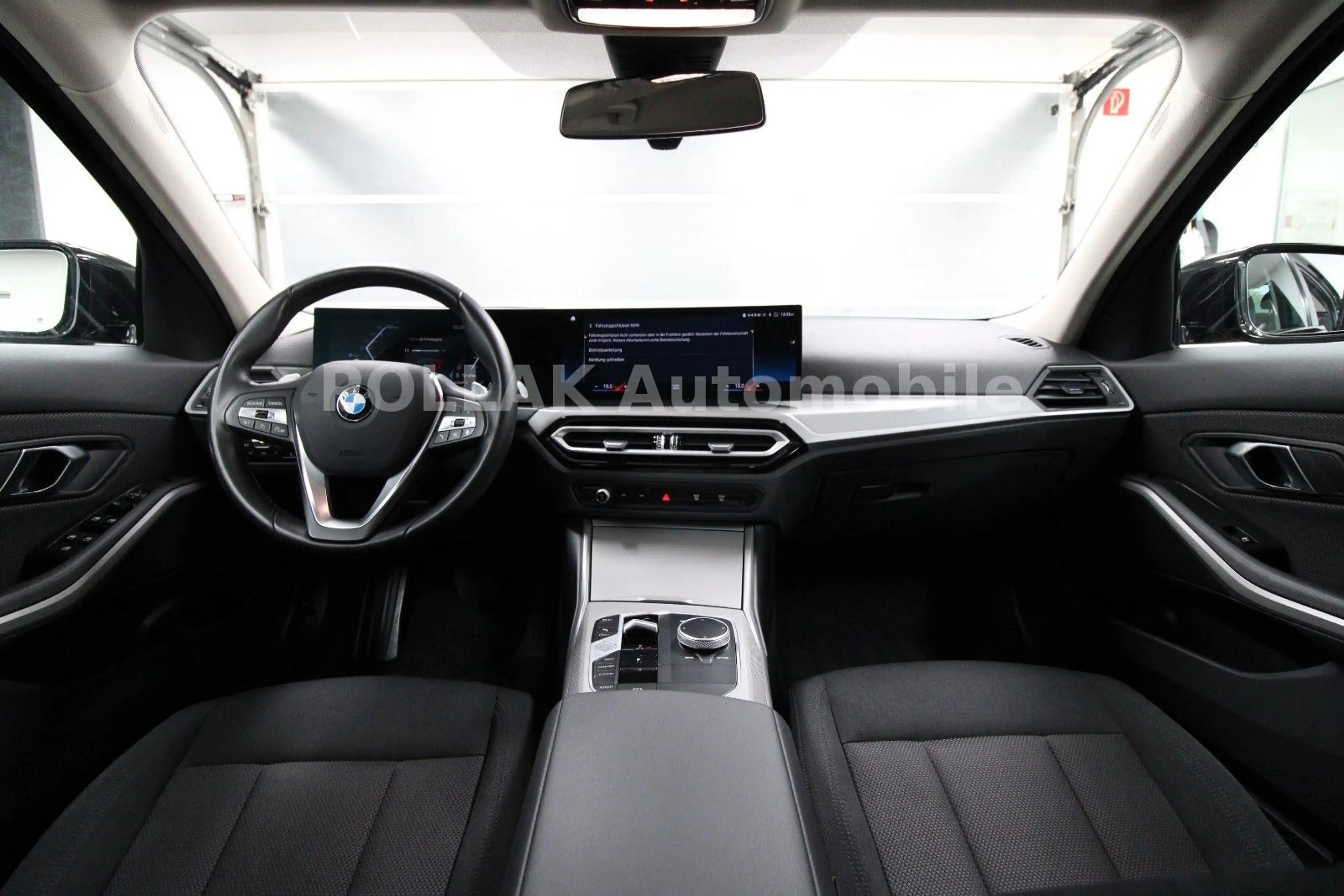 BMW 318 i Lim.*LED*HEADUP*VC*CAM*CARPLAY*SHZ*MFL*GRA* — photo 10