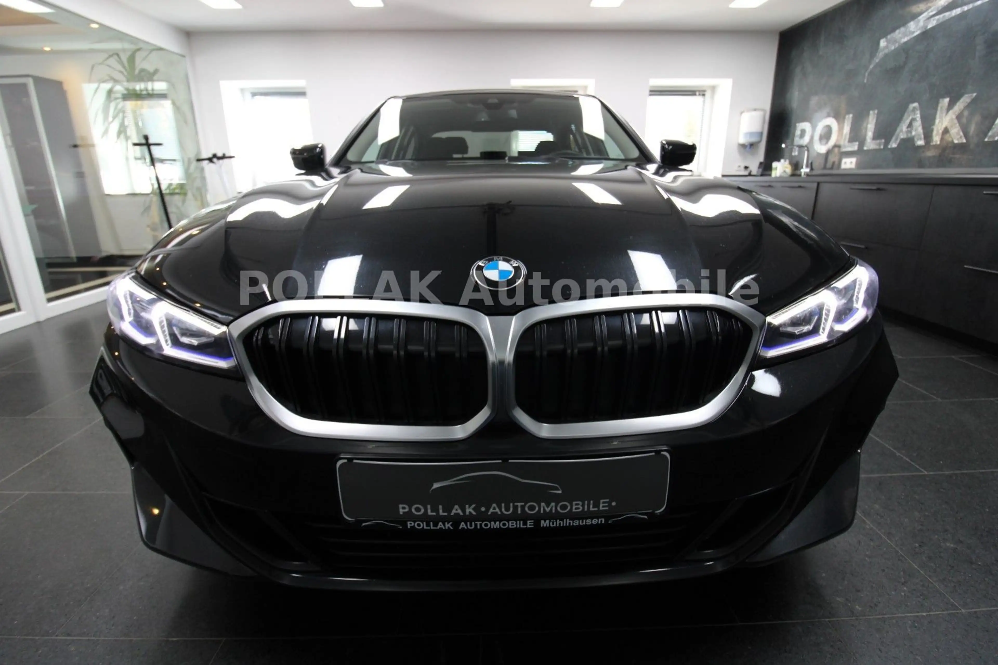 BMW 318 i Lim.*LED*HEADUP*VC*CAM*CARPLAY*SHZ*MFL*GRA* — photo 15