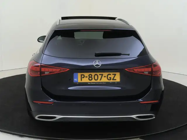 Mercedes-Benz C-Class view 7