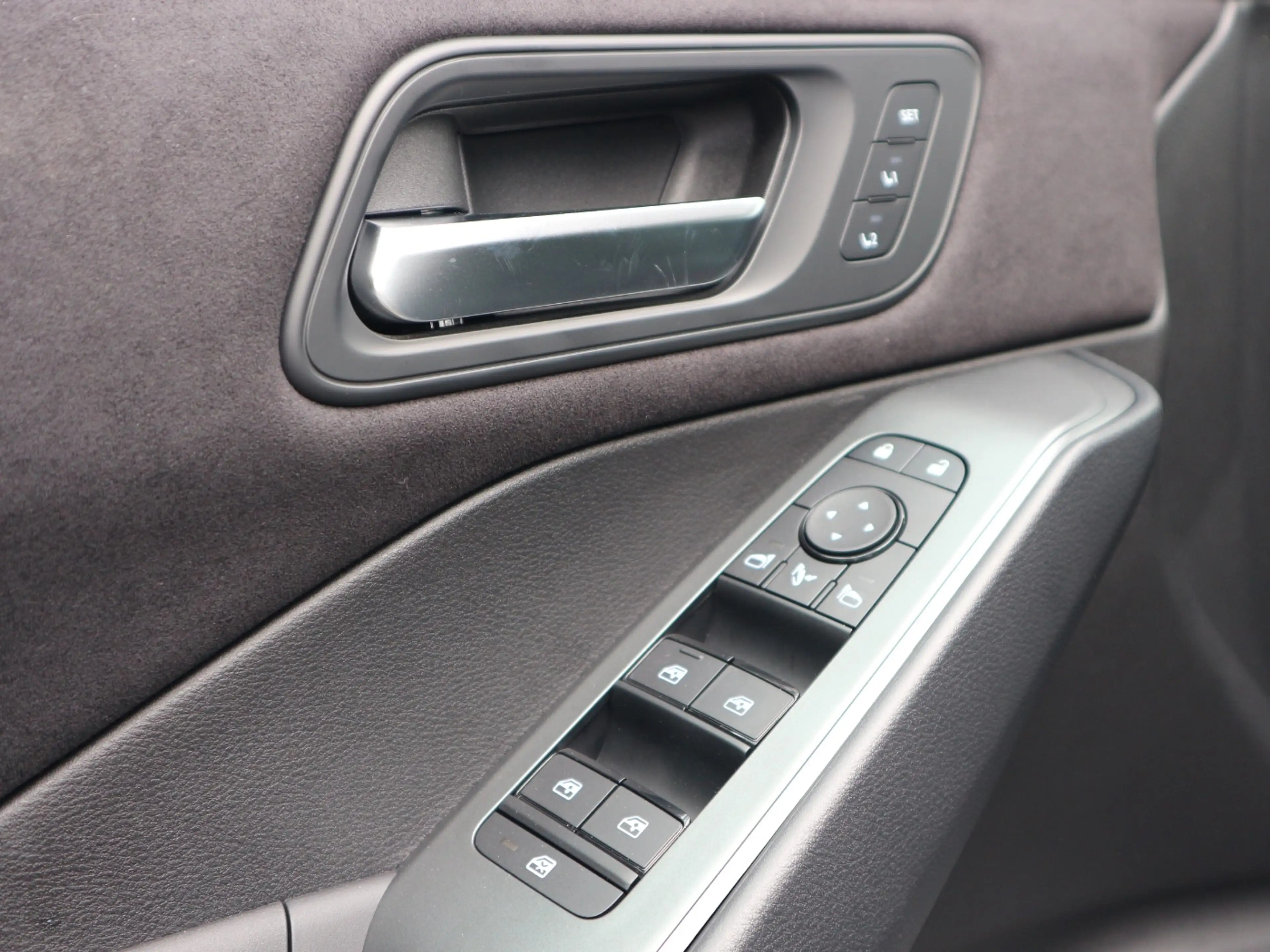 Nissan Qashqai TEKNA 1.3 DIG-T MHEV Xtronic Premium — photo 14