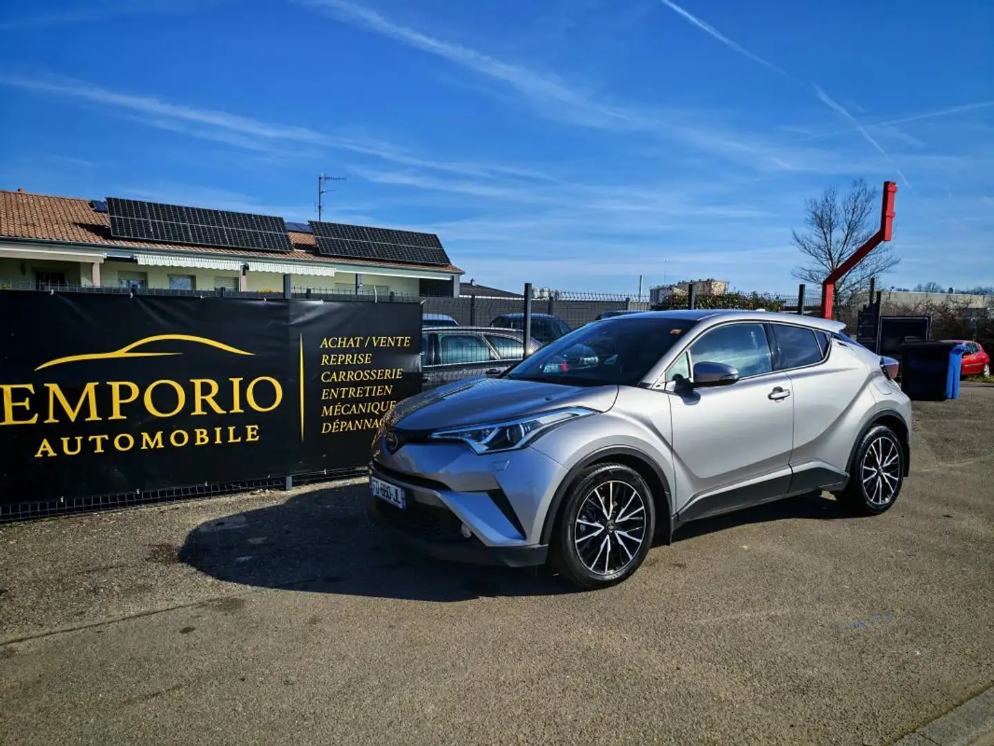 Toyota C-HR 122h Graphic 2WD E-CVT Grau - 1