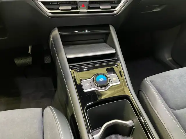 Volkswagen Tiguan view 9