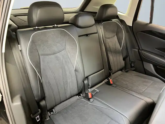 Volkswagen Tiguan view 11