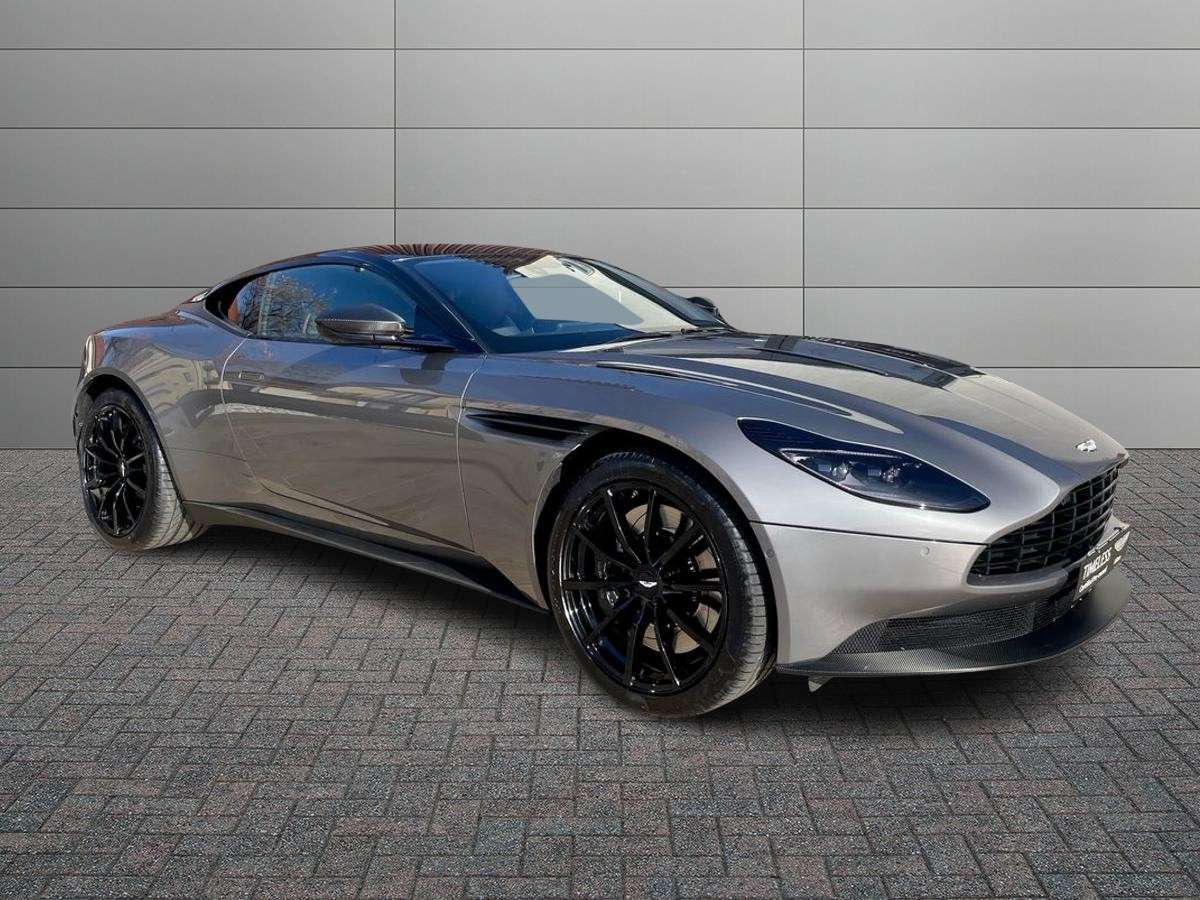 2021 Aston Martin DB11