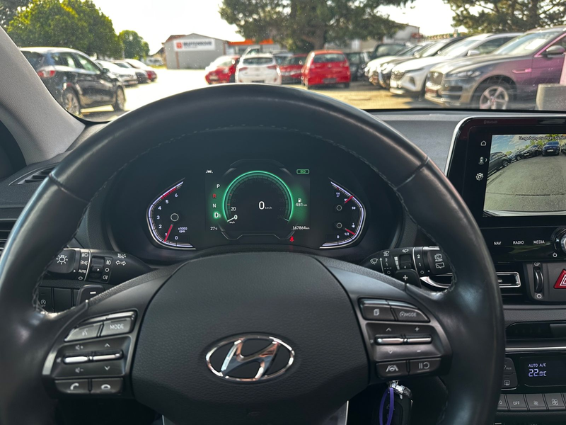 Hyundai i30 cw Intro Edition "KAMERA"PANORAMA"HU/AU neu" — photo 36