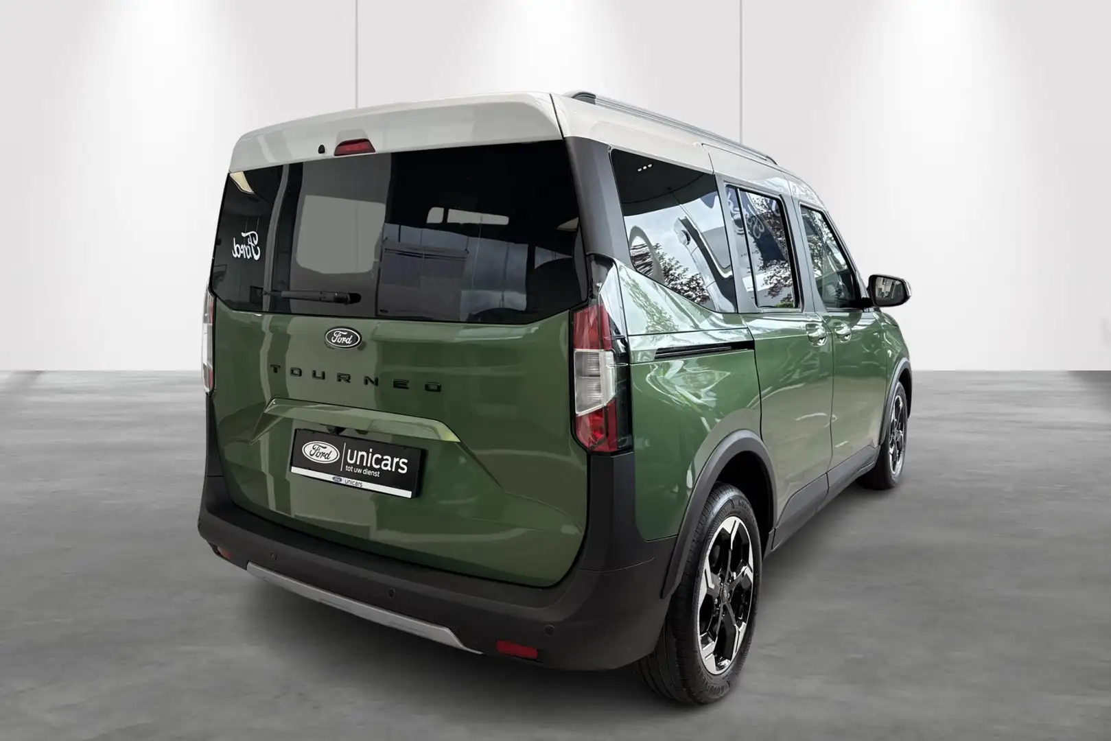 Ford Tourneo Courier 1.0 EcoBoost 92kW Active Grün - 2
