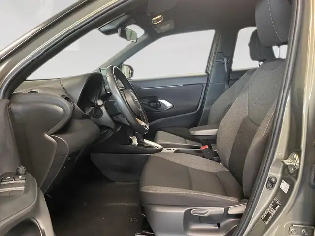 Toyota Yaris view 7
